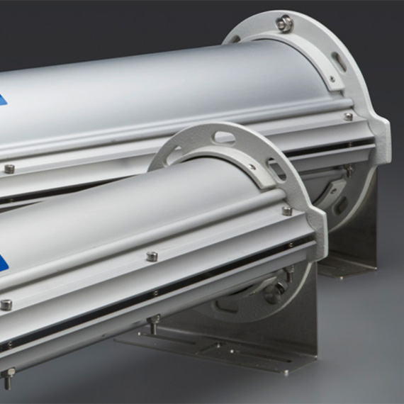 Mounted air knives for high-efficiency blow off and drying systems